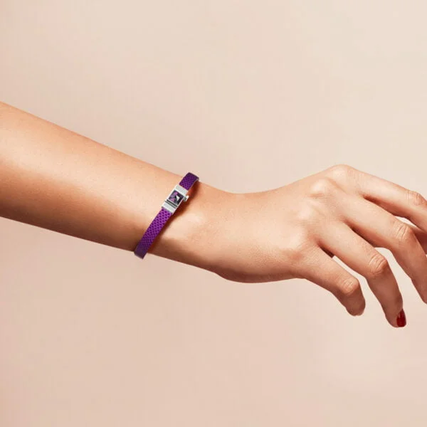 Bracelet femme en serpent d'eau violet