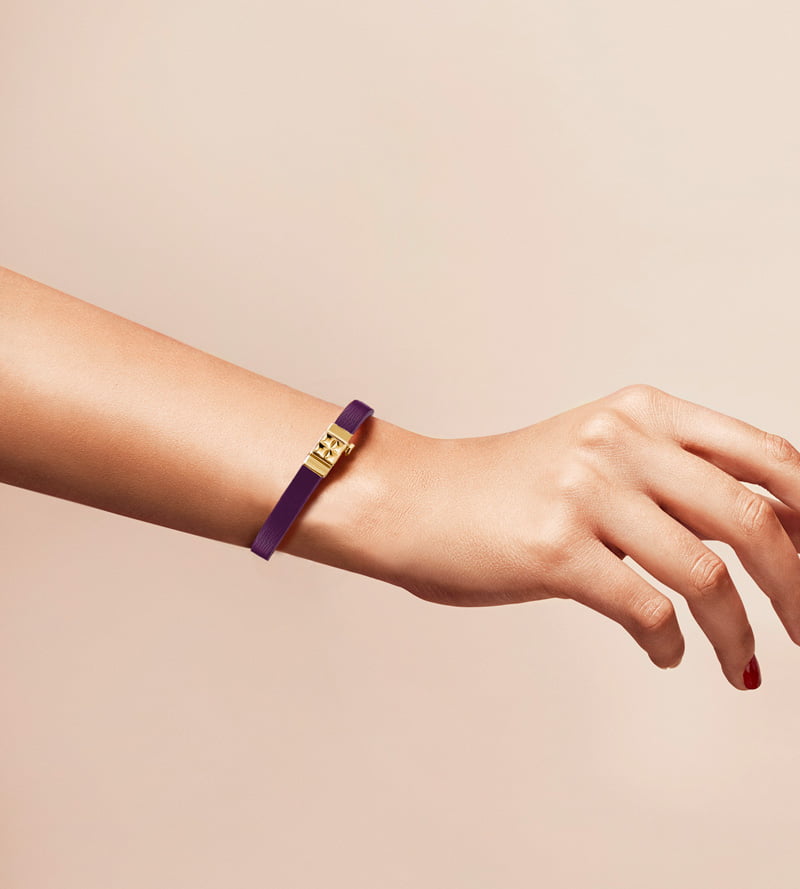 Bracelet personnalisable en cuir violet, simple tour.